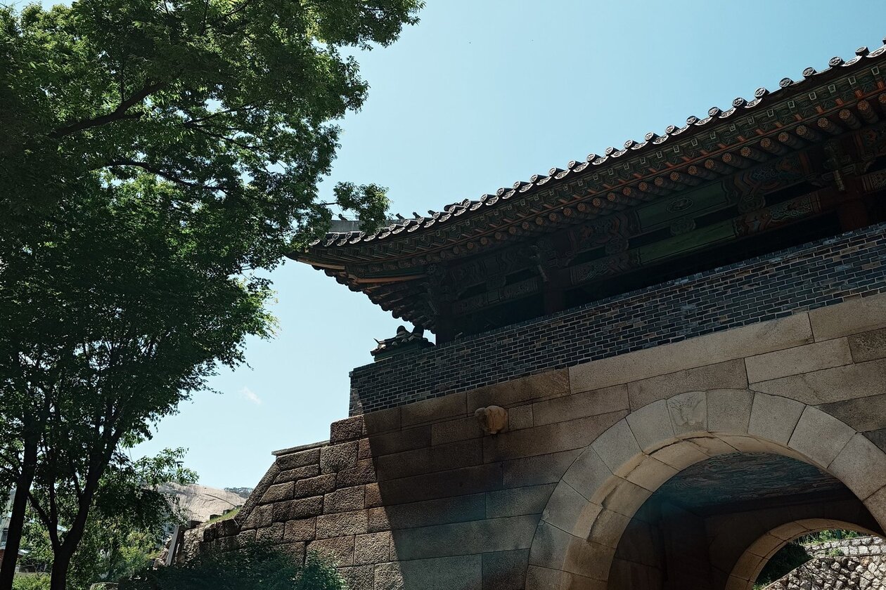 Palace courtyard in Jongno